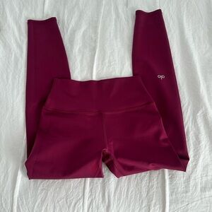 Magenta Alo 7/8 airlift leggings